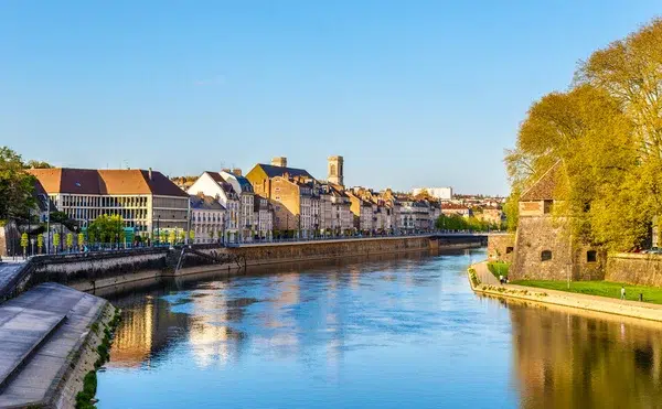 Besancon Consultant SEO Besançon avec un consultant en référencement naturel